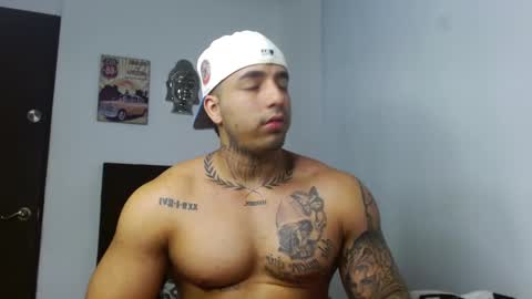 Darius Phoenix  online show from October 2025 11:38:02 PM