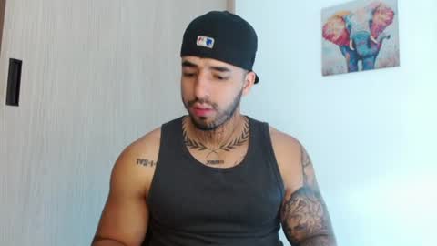 Snapshot of darius_phoenix chatting on June 2026 06:12:01 PM Darius Phoenix online show from June 2026 06:12:01 PM