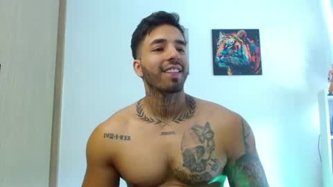 Snapshot of darius_phoenix chatting on July 2026 05:30:01 PM Darius Phoenix online show from July 2026 05:30:01 PM