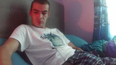 dark377 online show from September 2025 04:52:02 PM