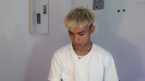 dark_babe online show from August 2026 03:53:02 AM