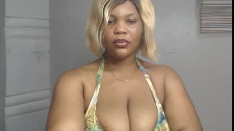 Snapshot of dark_chocoxx chatting on February 2026 06:20:01 AM Goodness online show from February 2026 06:20:01 AM