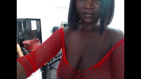 Snapshot of dark_coco chatting on January 2025 04:30:02 AM Coco online show from January 2025 04:30:02 AM