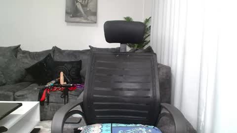 Snapshot of dark_coco chatting on February 2025 02:51:02 AM Coco online show from February 2025 02:51:02 AM