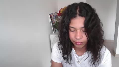 Sofia online show from January 2025 10:23:01 PM