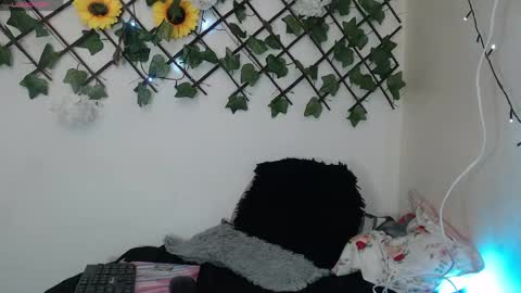 Snapshot of dark_flama chatting on May 2026 10:50:03 PM dark_flama online show from May 2026 10:50:03 PM