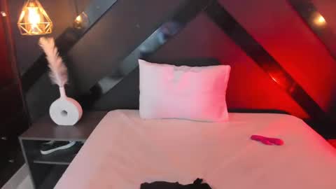 M I K A E L A online show from January 2025 09:55:02 PM