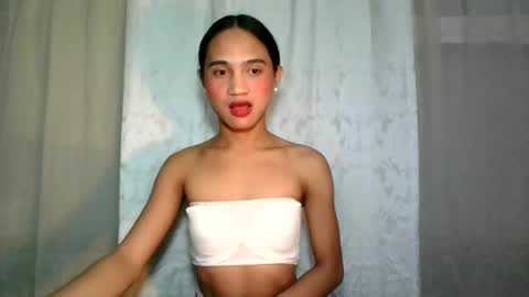 Snapshot of dark_hurohuro19 chatting on December 2024 03:10:02 AM LIANNA online show from December 2024 03:10:02 AM