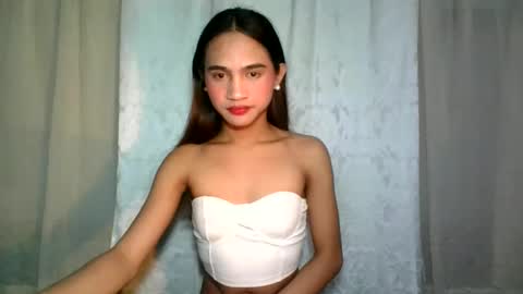 Snapshot of dark_hurohuro19 chatting on December 2024 12:59:02 AM LIANNA online show from December 2024 12:59:02 AM