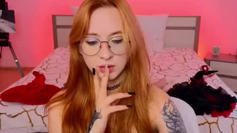 Snapshot of dark_lola_ chatting on June 2026 02:16:01 AM Lola online show from June 2026 02:16:01 AM