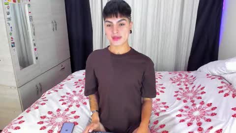 Juanito online show from December 2025 01:03:01 AM