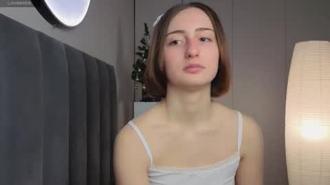 Emily online show from February 2026 07:23:02 AM