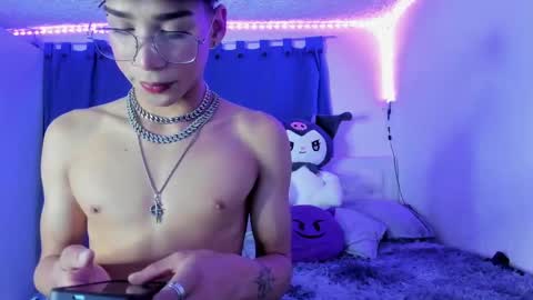 Snapshot of darkboy26_ chatting on January 2025 12:59:01 AM Blake online show from January 2025 12:59:01 AM