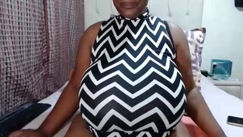 Snapshot of darkbusty chatting on December 2024 06:26:02 PM DarkBusty online show from December 2024 06:26:02 PM