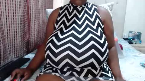 Snapshot of darkbusty chatting on March 2025 06:16:01 AM DarkBusty online show from March 2025 06:16:01 AM