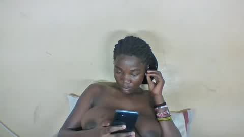 darkcaramel1 online show from July 2026 06:07:02 AM