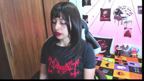 Hi Im Yuri  independent modelhelp me get my 111 hands upuwu online show from November 2025 08:12:01 PM