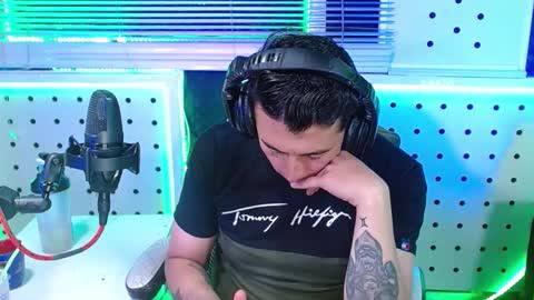 DARKO0717 online show from January 2026 01:42:02 AM