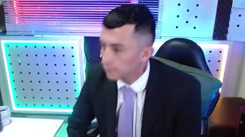 DARKO0717 online show from February 2026 03:31:02 PM