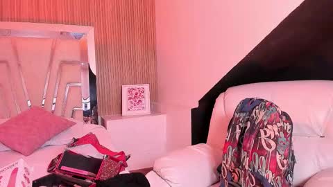 Snapshot of darkreed_ chatting on February 2026 07:31:01 AM Dark ReeD online show from February 2026 07:31:01 AM