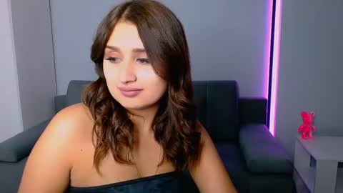 Snapshot of darksidelove_ chatting on June 2026 04:02:02 PM Amelie online show from June 2026 04:02:02 PM