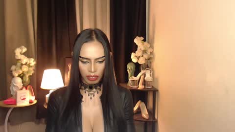 HAPPY BIRTHDAY MISTRESS MADRIANA online show from January 2025 11:15:02 AM