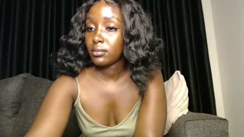 darktanqueen online show from November 2025 03:34:02 PM