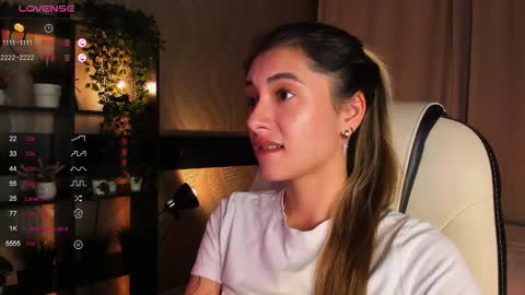 Belle online show from October 2025 05:16:02 AM