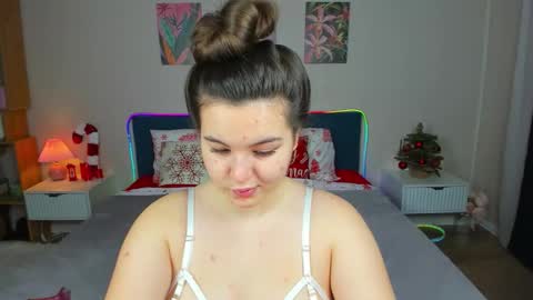 darlenedolce online show from December 2025 12:56:01 PM