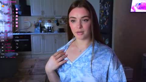Darlina online show from June 2026 03:33:01 PM