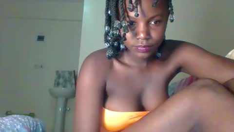 Snapshot of darling_dreamer2 chatting on May 2026 04:26:02 PM darling_dreamer2 online show from May 2026 04:26:02 PM