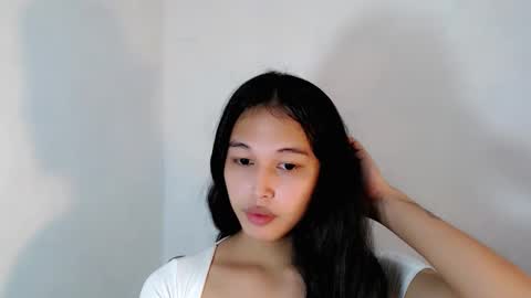 Snapshot of darling_sweetheartxx chatting on September 2025 04:23:01 PM YOUR ATHENA online show from September 2025 04:23:01 PM