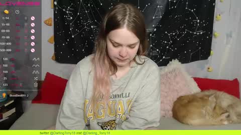 Snapshot of darling_tony18 chatting on March 2025 03:45:02 PM darling_tony18 online show from March 2025 03:45:02 PM