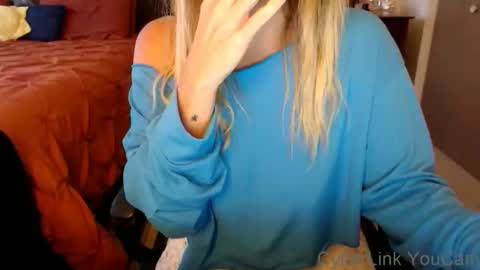 DarlingD online show from October 2025 01:07:01 PM