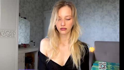 Snapshot of darlingdarinka chatting on September 2025 04:38:02 AM D online show from September 2025 04:38:02 AM