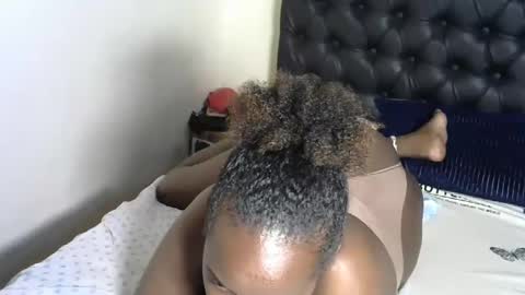 Snapshot of darlqueen chatting on February 2025 11:08:02 AM darlqueen online show from February 2025 11:08:02 AM