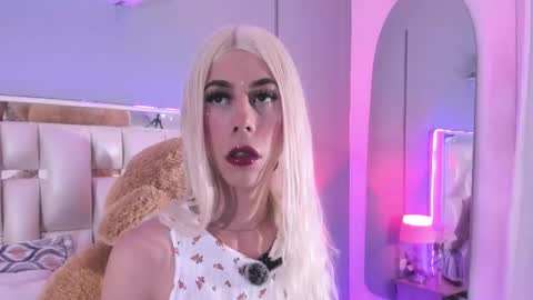 darlyn_tenderhot__ online show from November 2025 11:41:01 PM