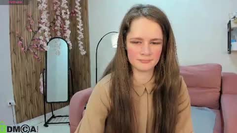 Snapshot of datsi_benson chatting on July 2026 01:18:02 AM Datsi Benson online show from July 2026 01:18:02 AM