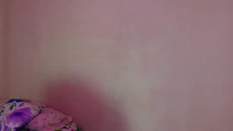 Marie Anne online show from October 2025 05:04:02 AM