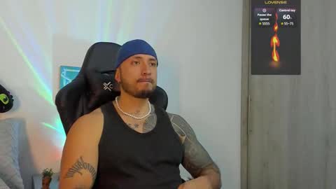 Snapshot of dave_max93 chatting on October 2025 02:01:02 AM DAVE MAX online show from October 2025 02:01:02 AM