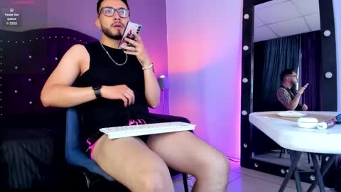 dave_wolf_ online show from October 2025 12:25:01 PM