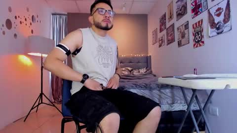 dave_wolf_ online show from October 2025 12:36:02 PM