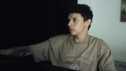 Snapshot of davebroww chatting on February 2025 10:03:02 PM Dave Brown online show from February 2025 10:03:02 PM