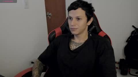 Snapshot of davebroww chatting on October 2025 11:31:01 AM Dave Brown online show from October 2025 11:31:01 AM