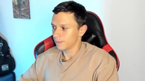 Snapshot of davebroww chatting on February 2026 01:12:01 AM Dave Brown online show from February 2026 01:12:01 AM