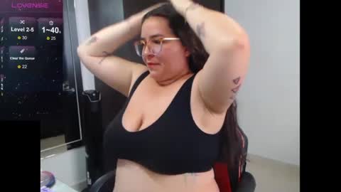 daviana online show from October 2025 01:21:01 PM