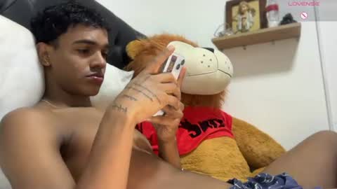 Snapshot of david_hot44 chatting on June 2026 04:34:02 PM david_hot44 online show from June 2026 04:34:02 PM