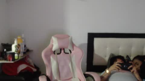 david_hotters online show from January 2025 11:00:02 PM