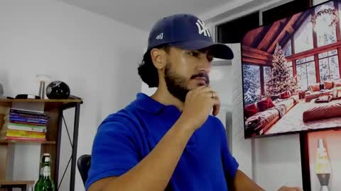 Hey im David that loves to explore and speak their fantasies. Very open talktative and nice. Feel free to chat with me online show from December 2024 04:13:01 AM