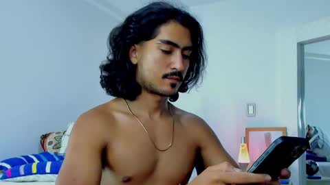 Hey im David that loves to explore and speak their fantasies. Very open talktative and nice. Feel free to chat with me online show from September 2025 01:22:01 AM